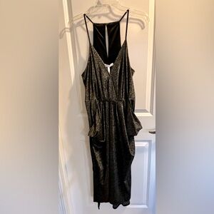 Elegant Sparkly Evening Dress with Pockets!